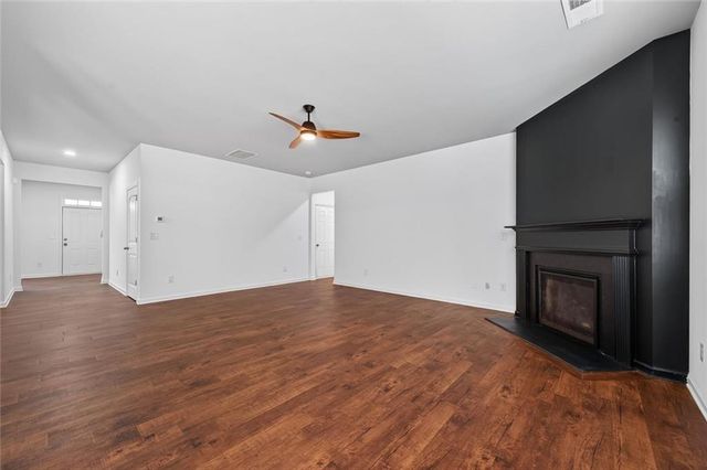 176 Birchfield Way, Dallas, GA 30132