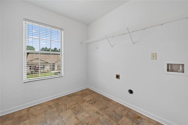 176 Birchfield Way, Dallas, GA 30132