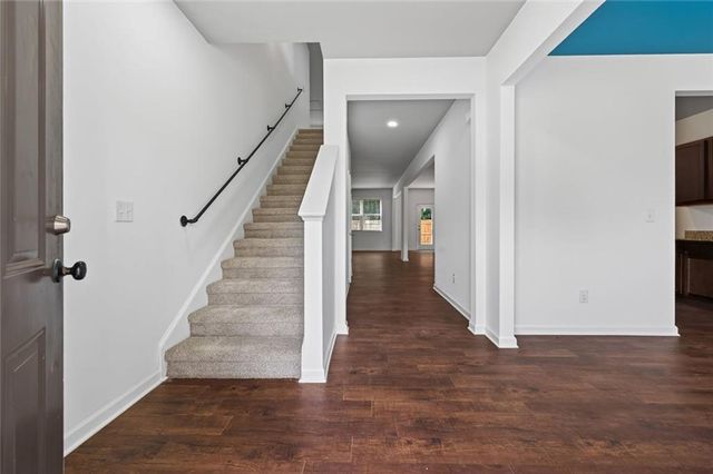 176 Birchfield Way, Dallas, GA 30132