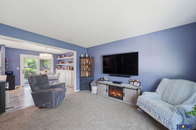 6760 Newton Street, Lincoln, NE 68506