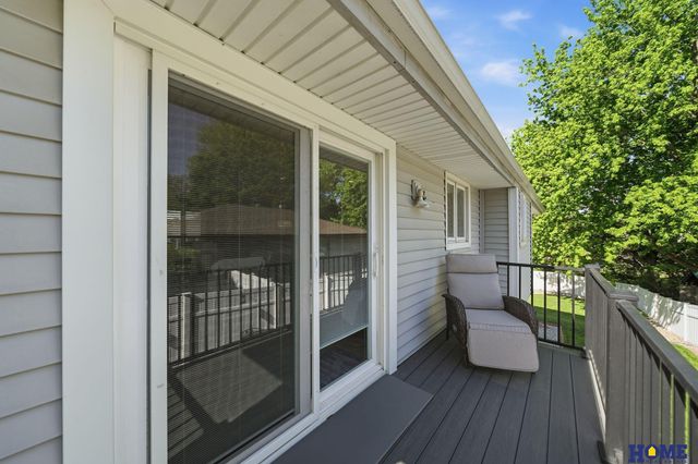 6760 Newton Street, Lincoln, NE 68506