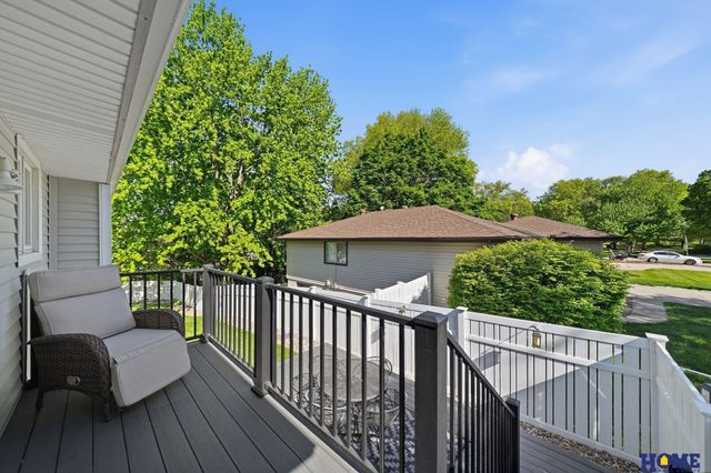 6760 Newton Street, Lincoln, NE 68506