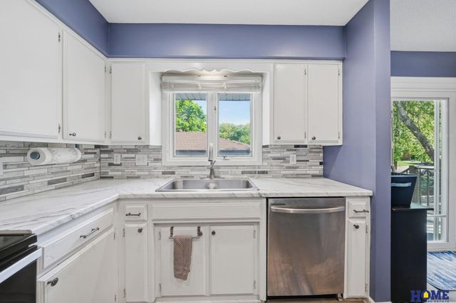 6760 Newton Street, Lincoln, NE 68506