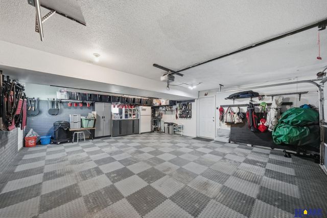 6760 Newton Street, Lincoln, NE 68506