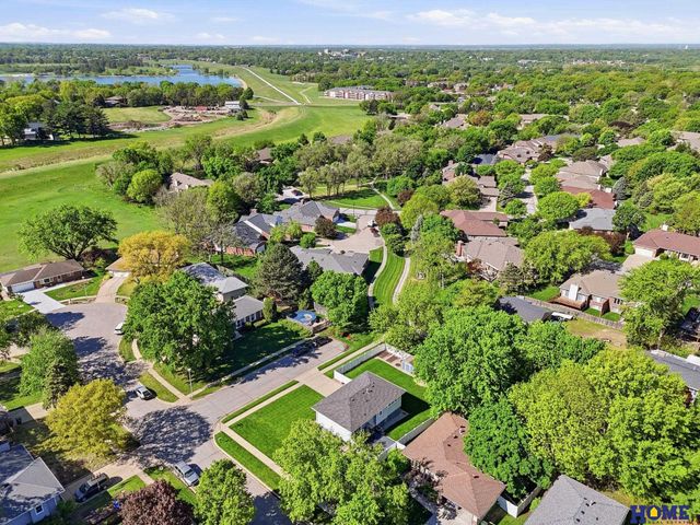 6760 Newton Street, Lincoln, NE 68506