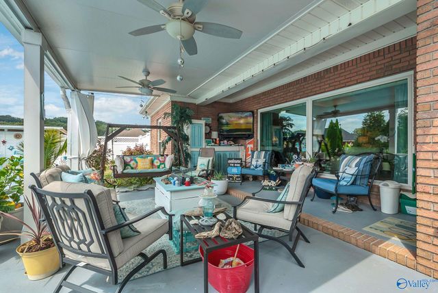 231 Braxton Court, Decatur, AL 35603