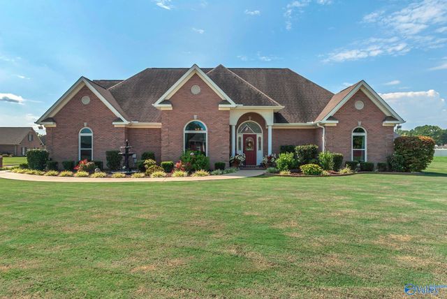 231 Braxton Court, Decatur, AL 35603