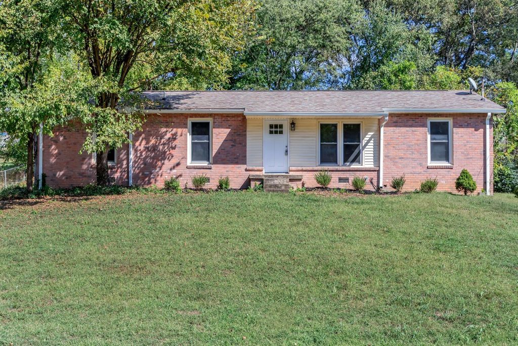 4741 Cascade Dr, Old Hickory, TN 37138