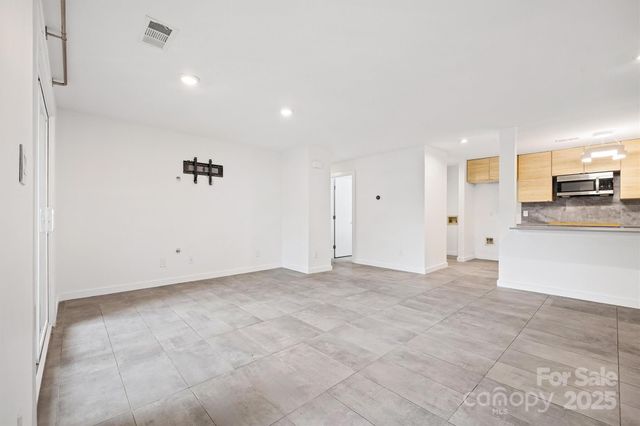 1041 Churchill Downs Court C, Charlotte, NC 28211