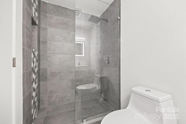 1041 Churchill Downs Court C, Charlotte, NC 28211