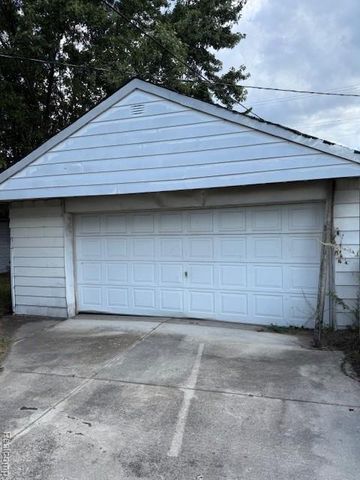 20030 Ohio, Detroit, MI 48221