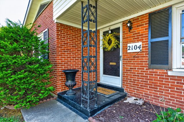 2104 Violet Road, Lexington, KY 40504