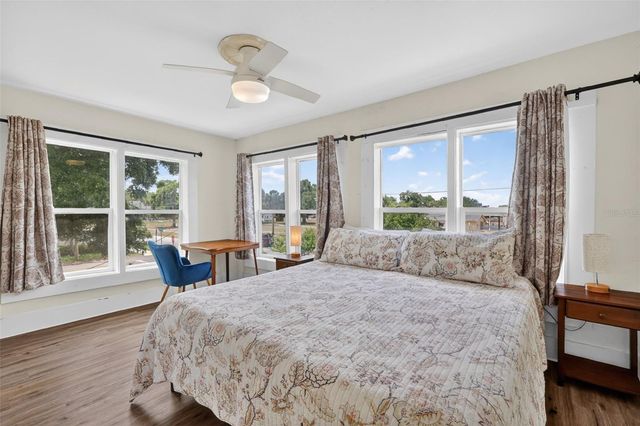 708 E LEMON AVENUE, Eustis, FL 32726