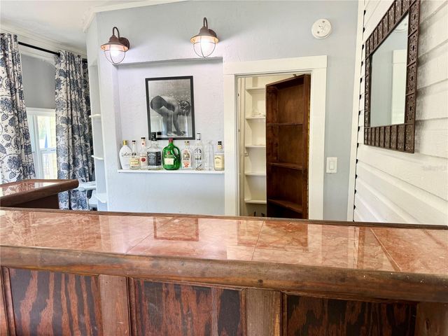708 E LEMON AVENUE, Eustis, FL 32726