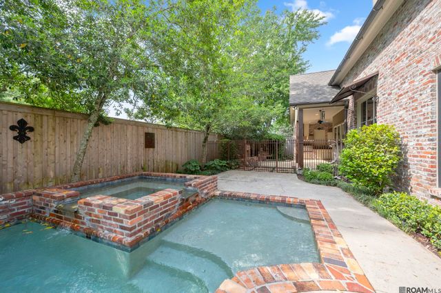 6540 Province Ln, Baton Rouge, LA 70808