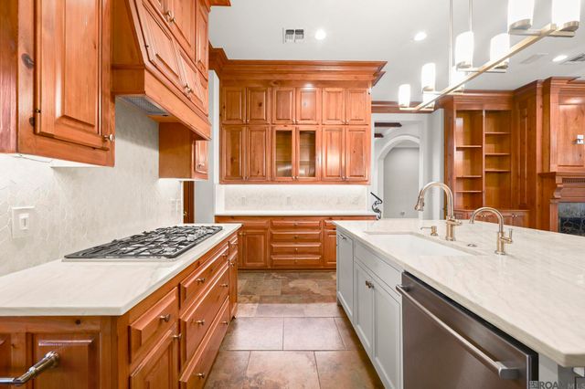 6540 Province Ln, Baton Rouge, LA 70808