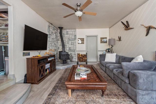 2273 Flanders Dr, Arnold, CA 95223