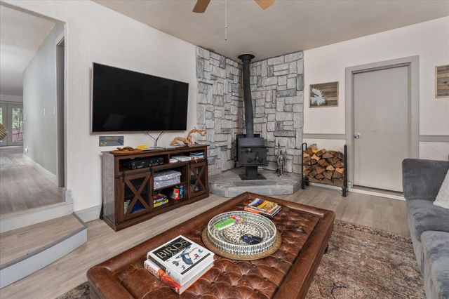 2273 Flanders Dr, Arnold, CA 95223