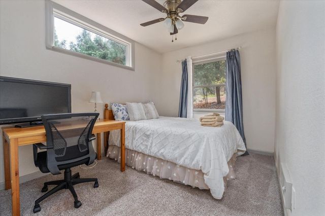 2273 Flanders Dr, Arnold, CA 95223