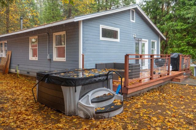 2273 Flanders Dr, Arnold, CA 95223