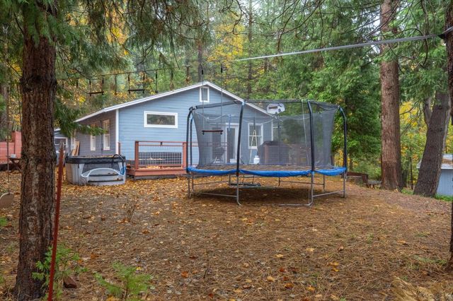 2273 Flanders Dr, Arnold, CA 95223