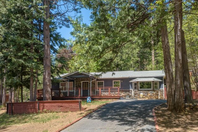 2273 Flanders Dr, Arnold, CA 95223