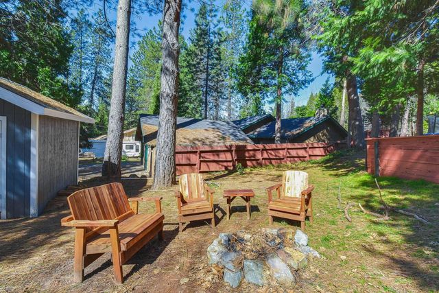 2273 Flanders Dr, Arnold, CA 95223