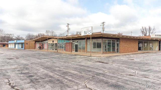 655 Berkshire Boulevard, East Alton, IL 62024