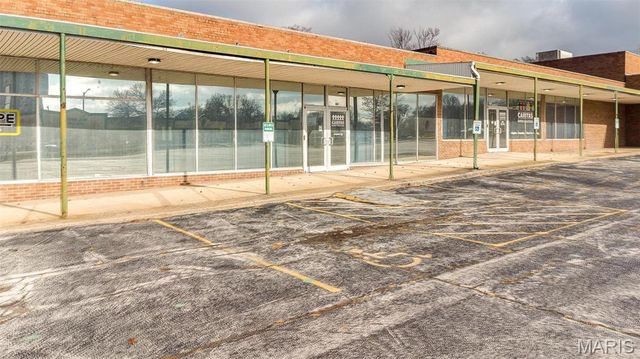 655 Berkshire Boulevard, East Alton, IL 62024