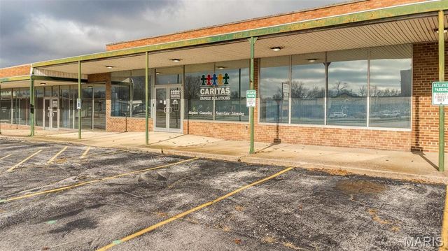 655 Berkshire Boulevard, East Alton, IL 62024