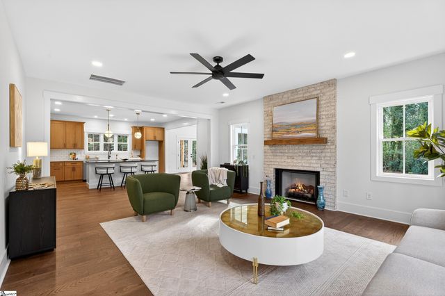 115 Edgecombe Road, Spartanburg, SC 29307