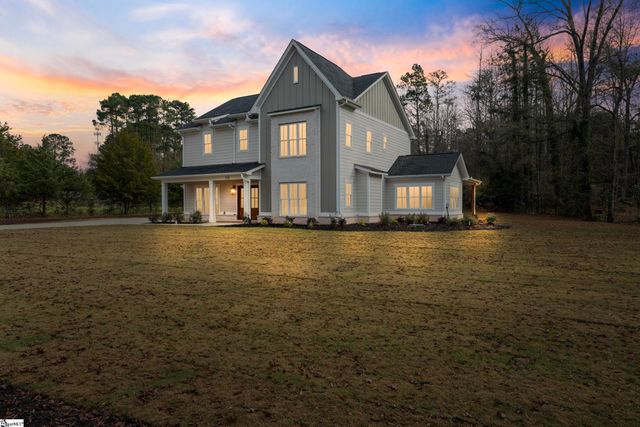 115 Edgecombe Road, Spartanburg, SC 29307