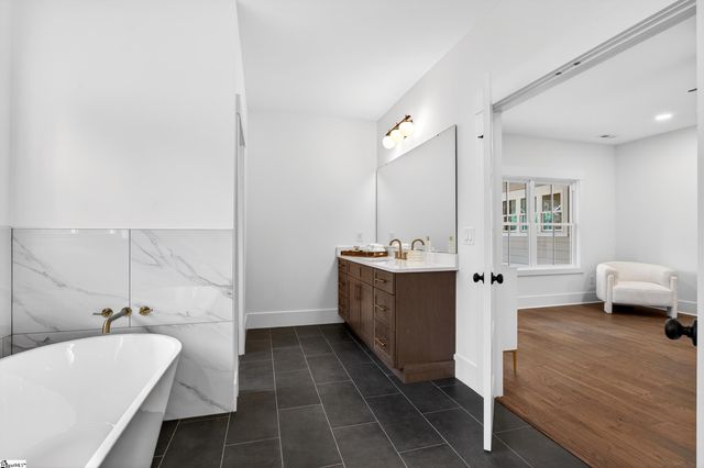 115 Edgecombe Road, Spartanburg, SC 29307