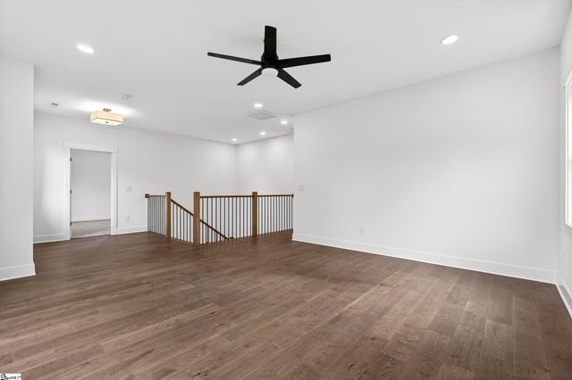 115 Edgecombe Road, Spartanburg, SC 29307