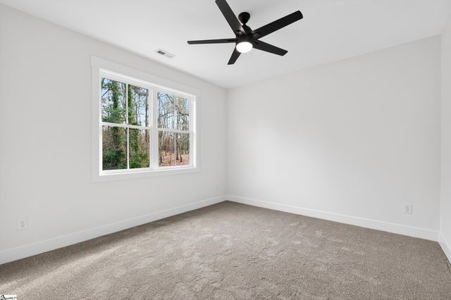 115 Edgecombe Road, Spartanburg, SC 29307