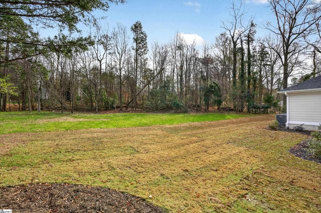 115 Edgecombe Road, Spartanburg, SC 29307