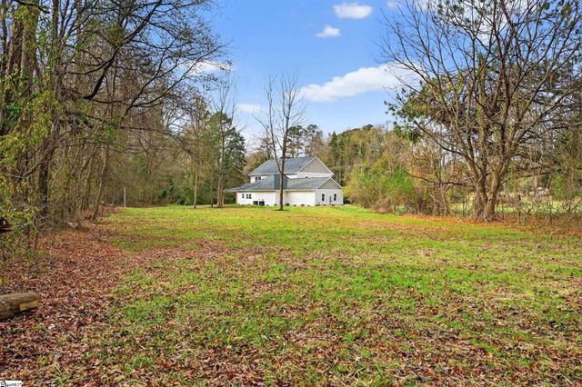 115 Edgecombe Road, Spartanburg, SC 29307