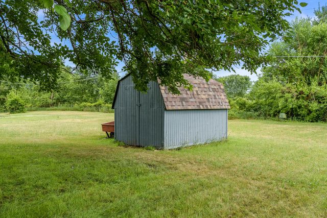 6650 Happy Acres Road, Rockford, IL 61101