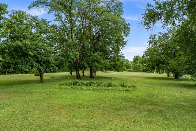 6650 Happy Acres Road, Rockford, IL 61101