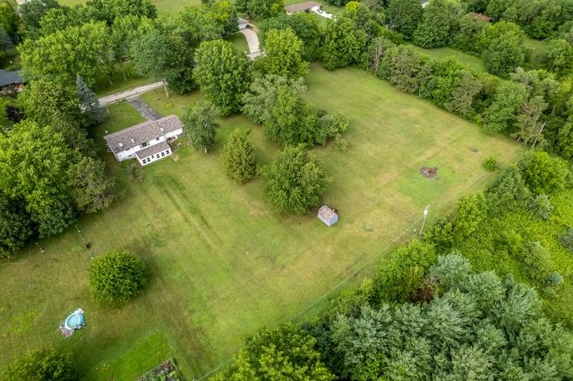 6650 Happy Acres Road, Rockford, IL 61101
