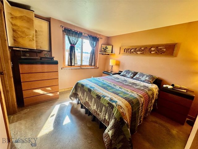 94 Wisconsin Creek Road, Sheridan, MT 59749