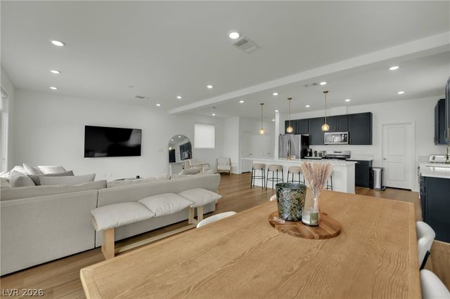 10327 Dallington Street, Las Vegas, NV 89141