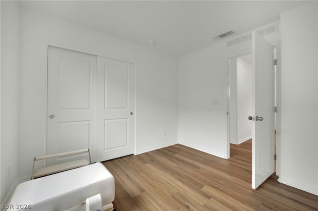 10327 Dallington Street, Las Vegas, NV 89141