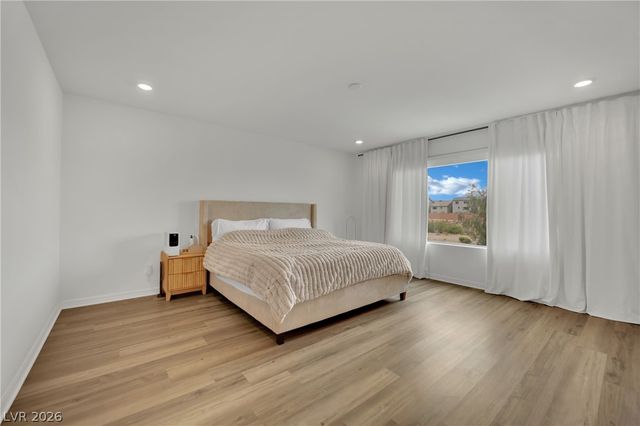 10327 Dallington Street, Las Vegas, NV 89141