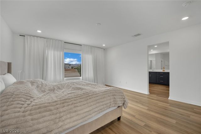 10327 Dallington Street, Las Vegas, NV 89141