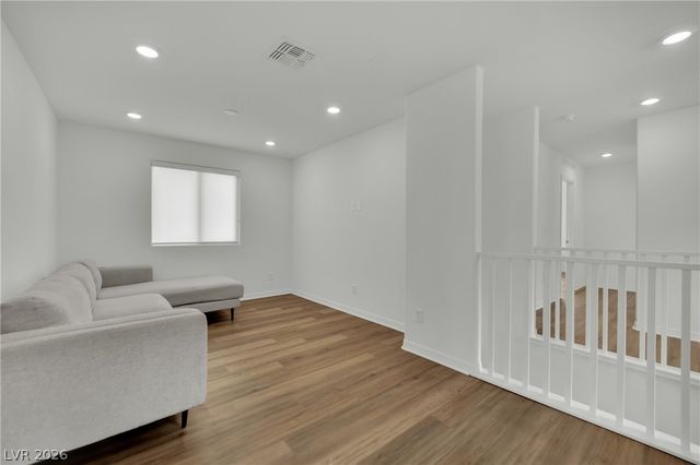 10327 Dallington Street, Las Vegas, NV 89141