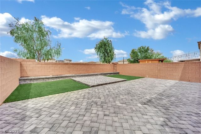 10327 Dallington Street, Las Vegas, NV 89141