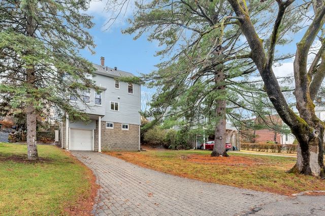 23 Farmer Rd, Arlington, MA 02476