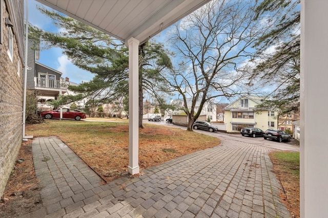 23 Farmer Rd, Arlington, MA 02476