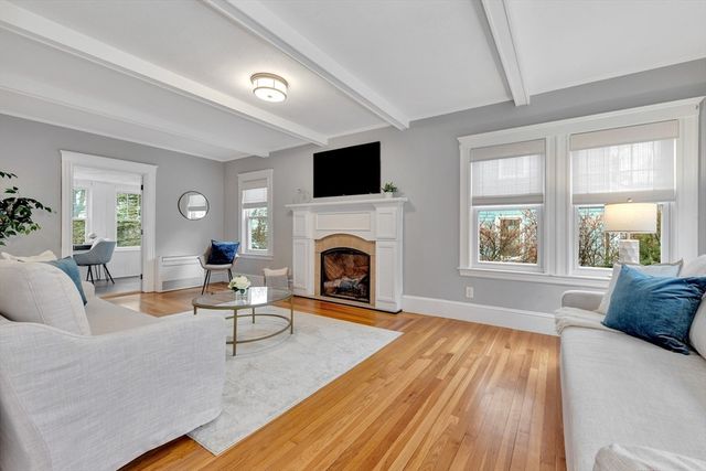 23 Farmer Rd, Arlington, MA 02476